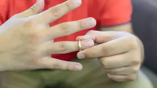 Актюбинец в суде отстоял право жить в квартире с бывшей женой и ее избранником