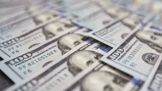 Курс доллара вырос на 3,5 тенге