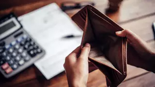 По какой причине казахстанцам отказывают в банкротстве, рассказали в Минфине