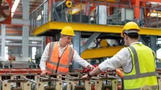 На сообщения о массовом увольнении казахстанцев в Корее ответили в МИД