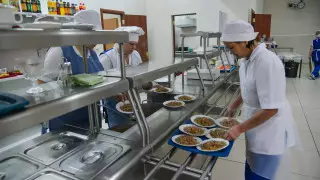 Скандал вокруг школьных столовых разгорелся в Алматинской области