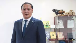 Ербол Карашукеев остался министром сельского хозяйства