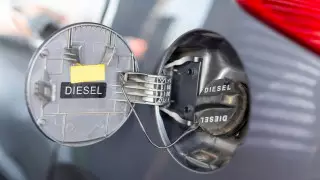 Ажиотажный спрос на дизтопливо в Алматы: ограничения ввели на нескольких АЗС