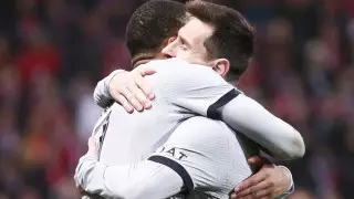 "Надавят на Месси". В ПСЖ решили угрожать футболистам