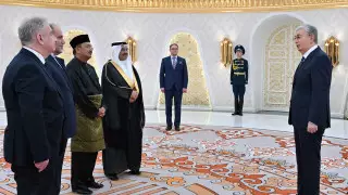 Новые послы 4 стран вручили Токаеву верительные грамоты