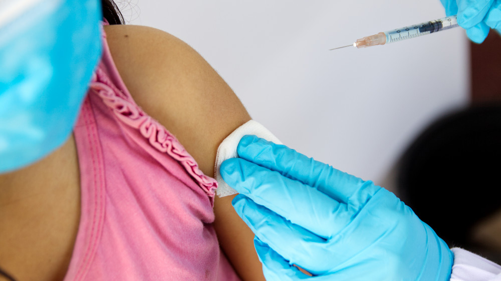 Могут ли детей вакцинировать от кори принудительно