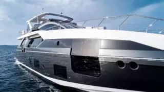 Девушка Роналду показала яхту за 6 миллионов евро