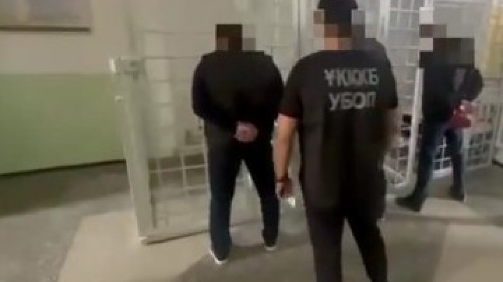 Шестерых грабителей задержали в Туркестанской области