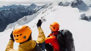 Трое пропали без вести после схода лавины в итальянских Альпах