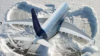 Более 30: какие авиарейсы задержали из-за снегопада в Астане