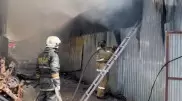 Торговые контейнеры горели в Уральске