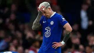 Перестройка в "Челси": названы 10 футболистов "на продажу"