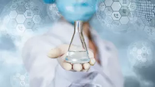 Как защита прав интеллектуальной собственности влияет на доступ к инновационной медицине