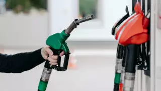 "Монополия и неэффективное управление" - АЗРК о рынке ГСМ и "КазМунайГазе"