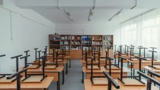 Банку краски за два миллиона хотели купить в школе в Улытау