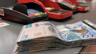 Можно ли выехать за границу из Казахстана, если есть просрочка по кредиту