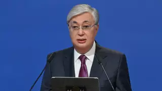 Провокации, паспорт и казахский язык. Полный текст выступления Токаева на сессии АНК