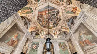 В Италии туристам начали предлагать квартиру в необычном дворце