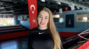 Самая сексуальная боксерша Казахстана выиграла бой за титул WBC