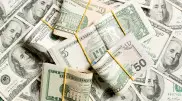Курс доллара упал на 4 тенге
