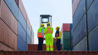 О рисках вторичных санкций для Казахстана высказались депутаты