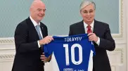Скрытый смысл? Почему глава ФИФА выбрал для Токаева 10-й номер