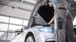 О регистрации авто, ввезенных под видом запчастей, рассказали в МВД