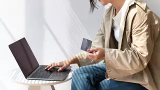 Эксперт объяснила, как отличить оригинальный товар от подделки на маркетплейсе