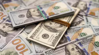 Названы официальные курсы доллара, рубля и евро на 11 мая