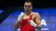 Устроил шоу в ринге: третий казахстанский боксер вышел в финал ЧМ-2023