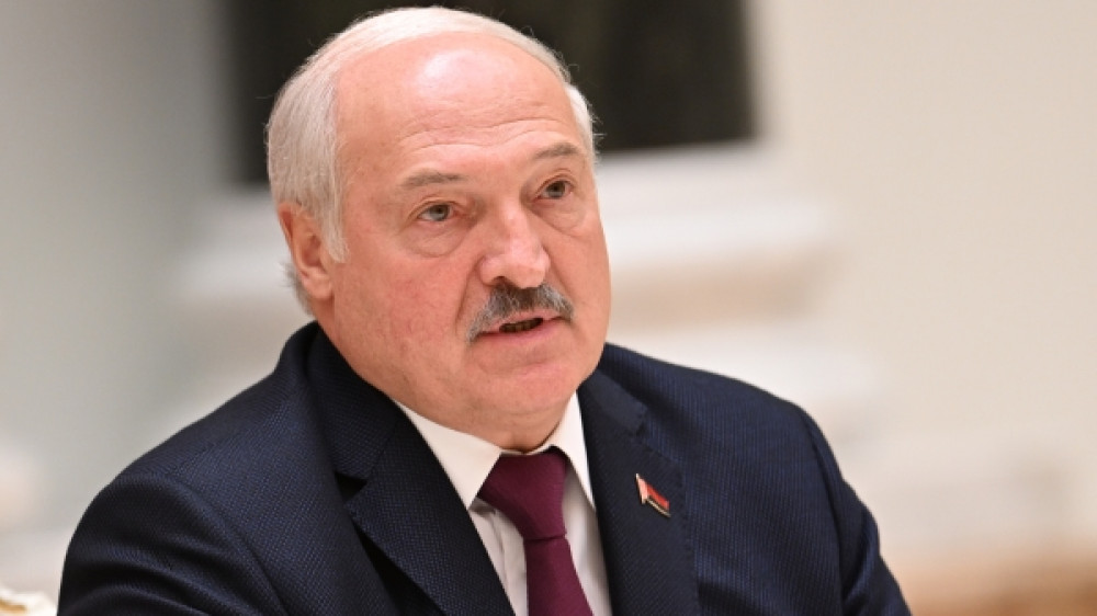 Исчезновение Лукашенко из публичного пространства встревожило СМИ