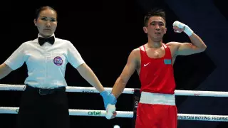 21-летний казахстанец перебоксировал соперника из Узбекистана в финале ЧМ-2023