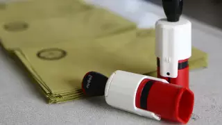 Три человека скончались на избирательных участках в Турции