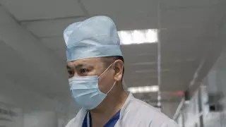 Сколько врачей и медиков не хватает в Казахстане