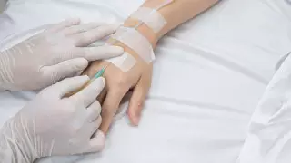 Стало известно о состоянии раненного во время стрельбы мужчины в Экибастузе