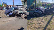 Поезд наехал на два автомобиля на станции Алматы