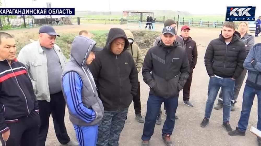 Полгода не платили зарплату работникам угольного разреза в Карагандинской области