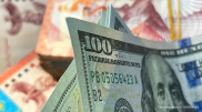 Курс доллара продолжает снижаться