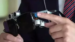 Smart-очки для незрячих создали школьники из Актау