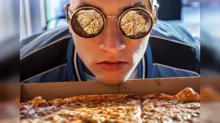 Смотрите на конфеты: ученые выяснили, как "способ с фотографией" позволяет похудеть