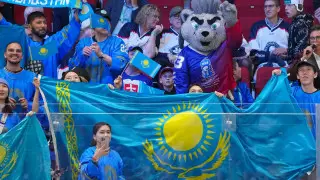 Битва за проведение ЧМ: развернут самый большой флаг Казахстана