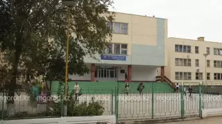 "Снял штаны перед детьми". Подозрительный мужчина напугал родителей в ЗКО