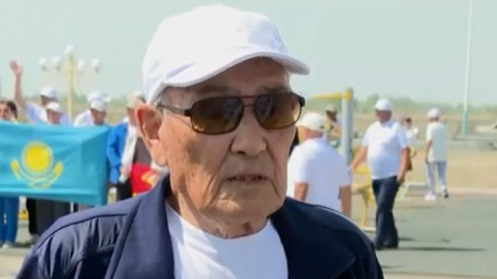 82-летний аксакал принял участие в марафоне в Кызылорде