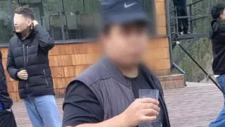 Пять суток ареста: "таксист-рецидивист" из аэропорта Алматы раскаялся