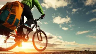 "На себе ощутили казахское гостеприимство": два велосипедиста проехали от Китая до Алматы