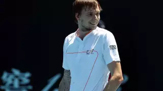 Рассердившийся казахстанский теннисист рассмешил фанатов на "Ролан Гаррос"