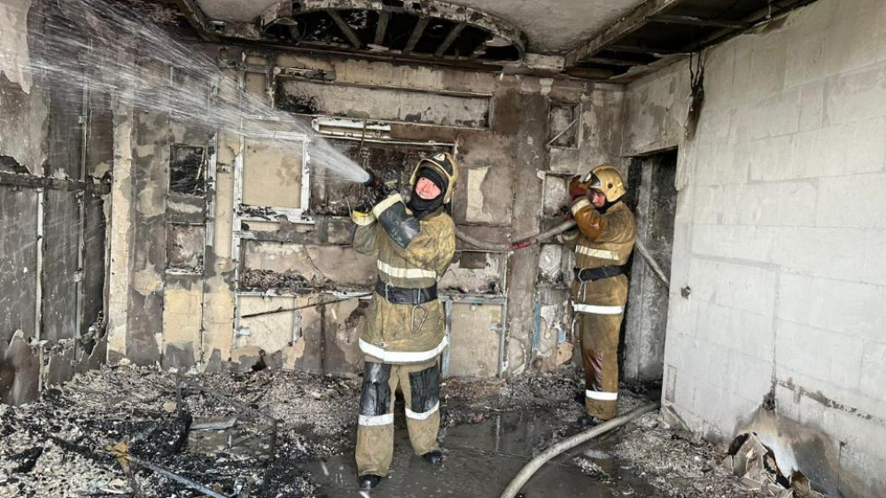Пожарные спасли 5 детей в Атырау