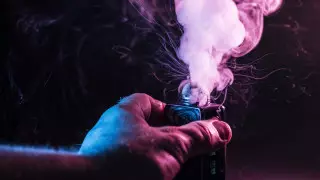 Переживают лишь 2 процента. Смертельную статистику курения озвучили в Минздраве