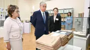 Токаев посетил центр, где хранятся материалы о политических репрессиях