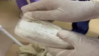 Казахстанка пыталась провезти из Кыргызстана почти килограмм героина